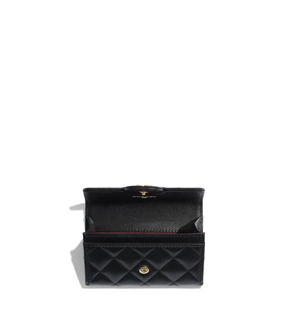 Chanel Classic Card Holder  Lambskin & Gold-Tone Metal  -Black-